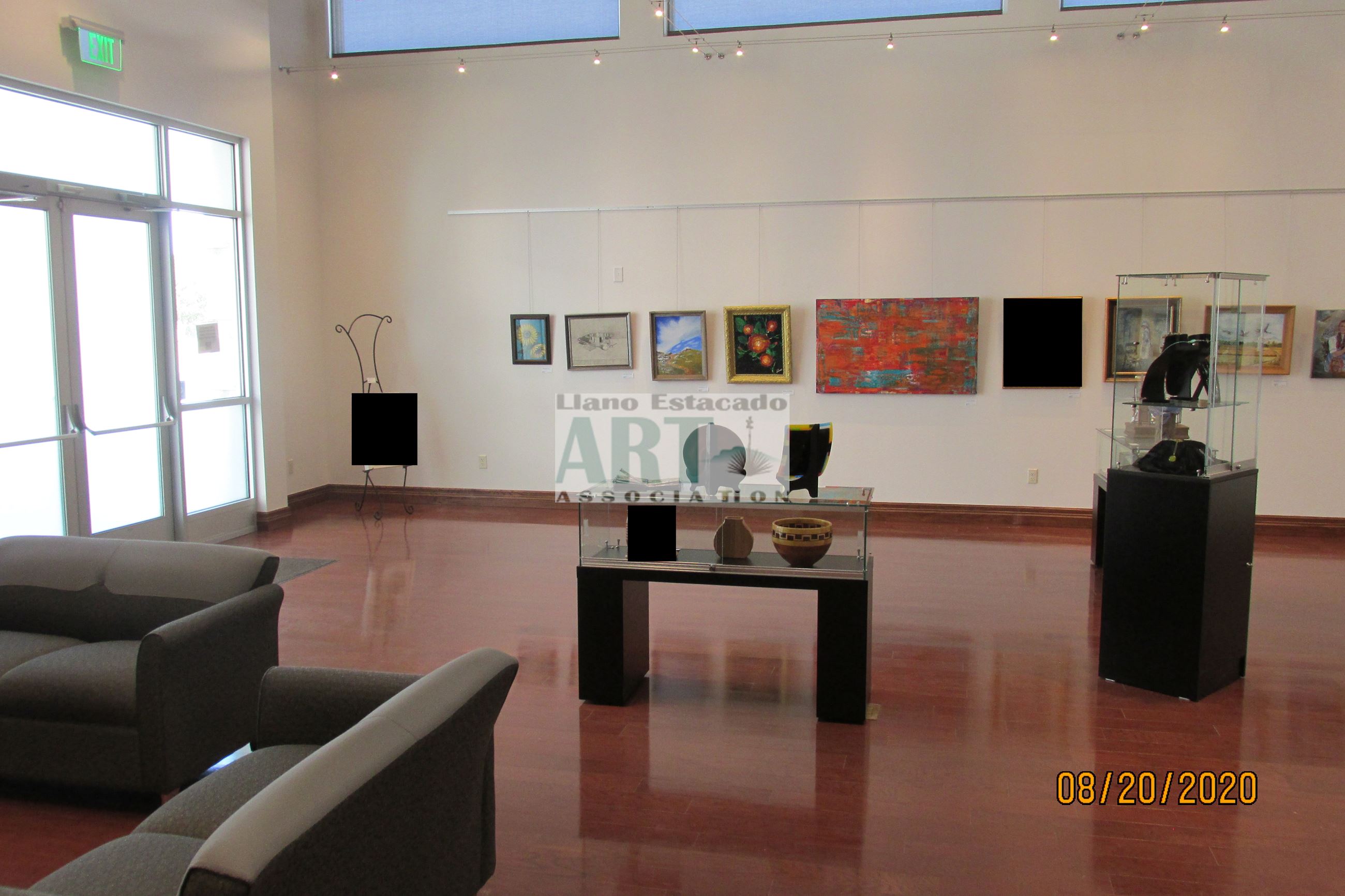 002 Overview from Hallway